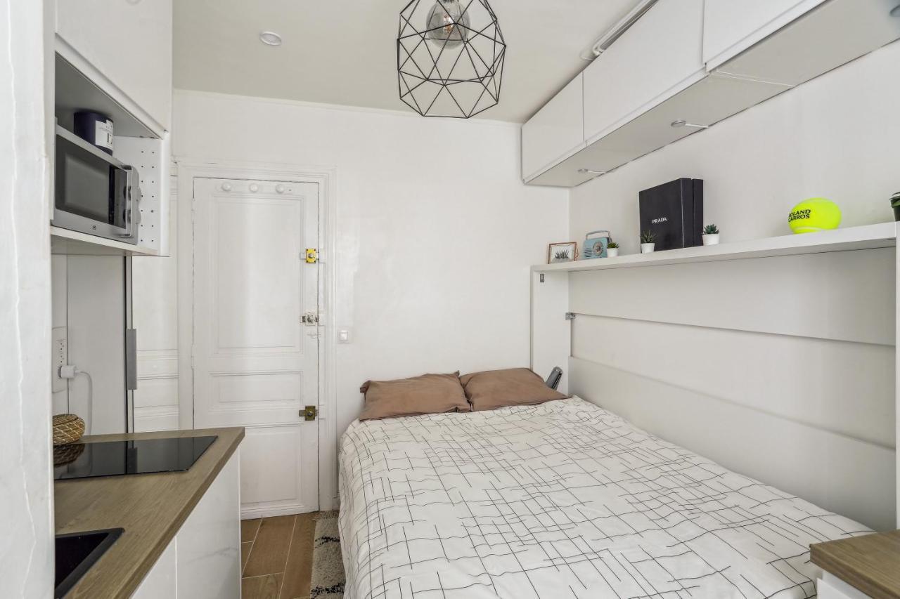 Small Comfortable Studio Near Eiffel Tower Paris Exterior foto
